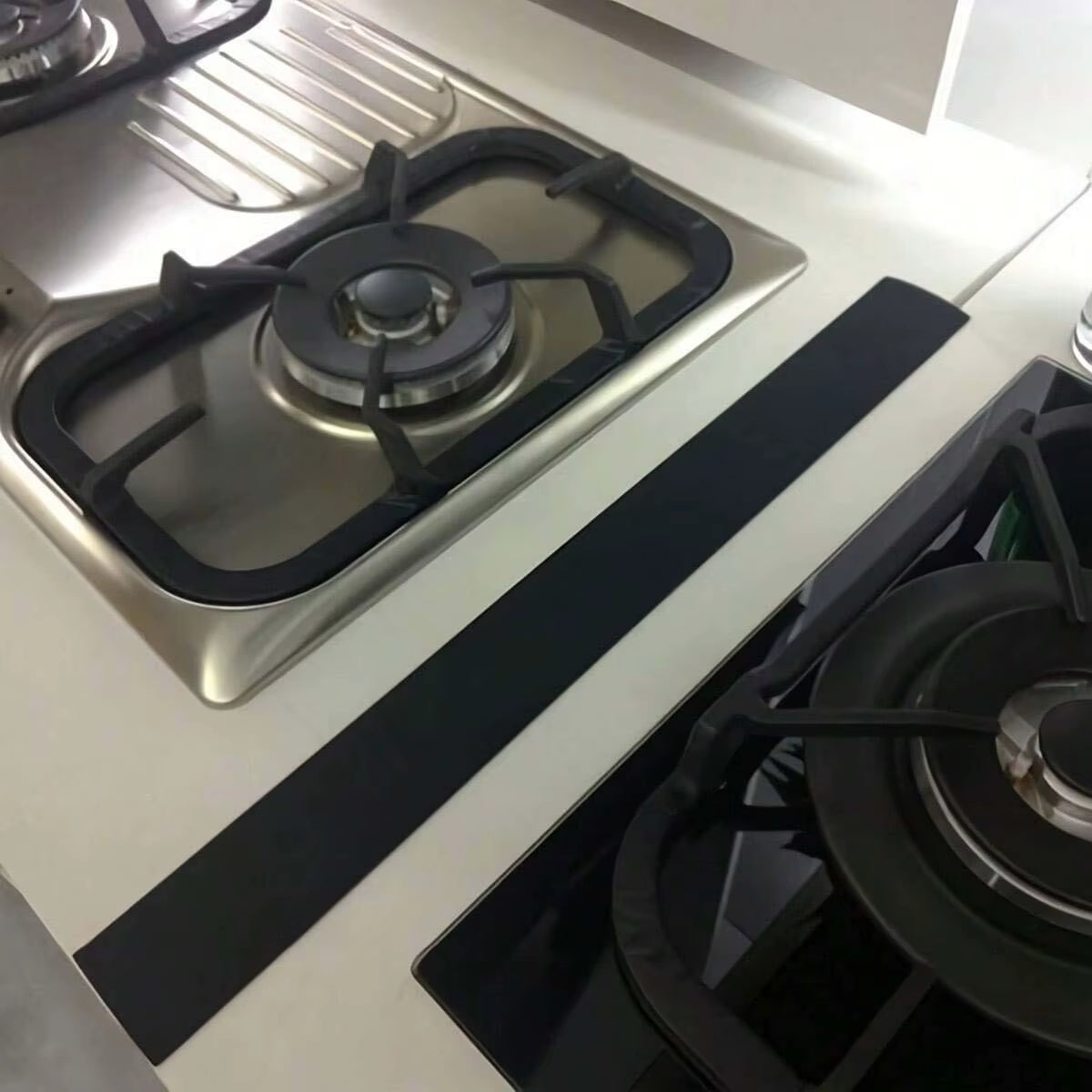 Transform Your Kitchen with Our Premium Silicone Gap Strip - The Ultimate Anti-Oil and Anti-Stain Solution for Your Gas Stove!